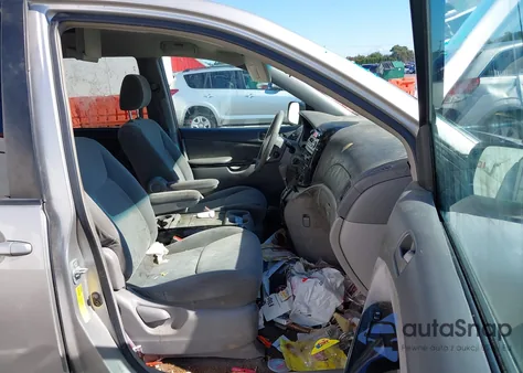 2004 Toyota Sienna Le из США, поврежденный, VIN 5TDZA23C24S181563